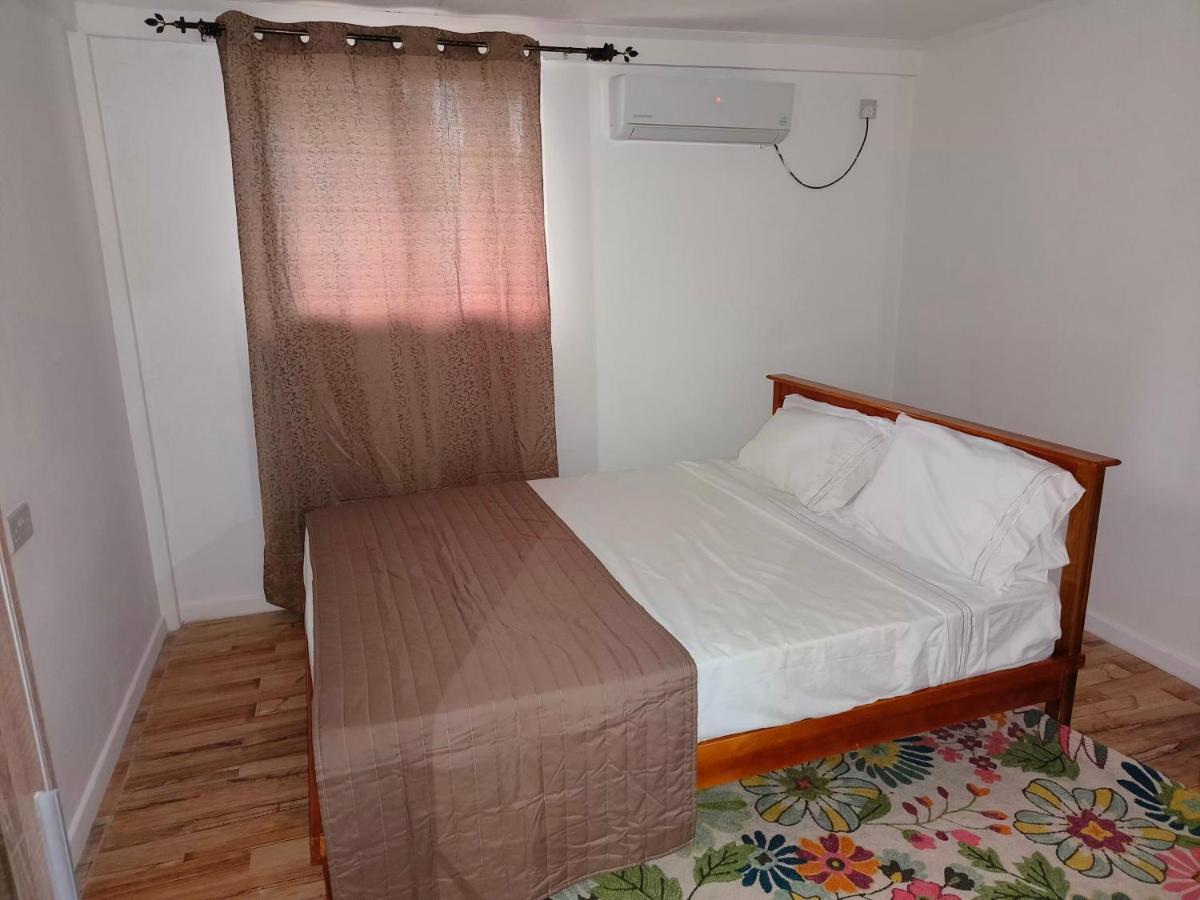 Alpha & Omega Apartment Seychelles Beau Vallon  Bagian luar foto
