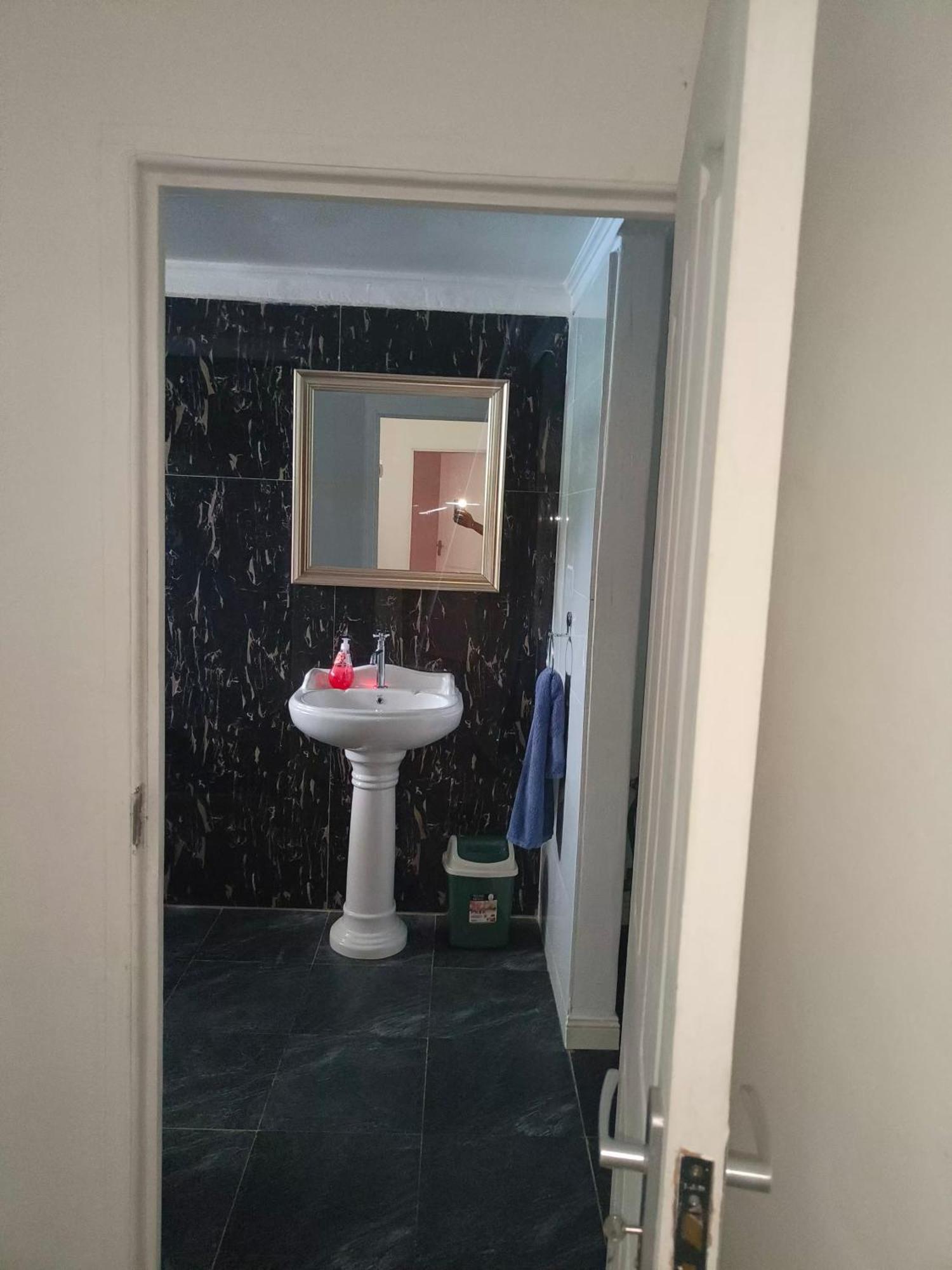 Alpha & Omega Apartment Seychelles Beau Vallon  Ruang foto