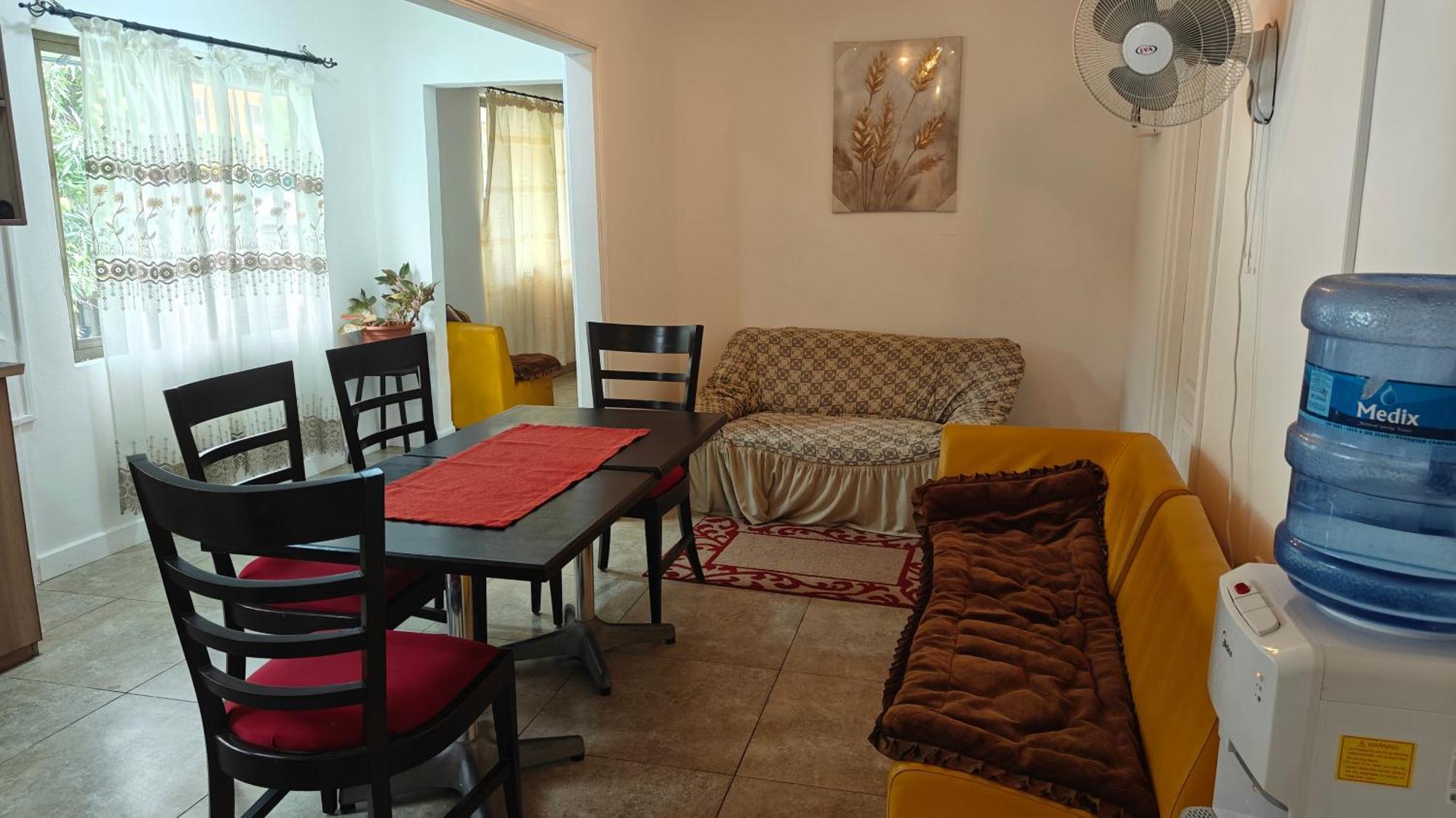 Alpha & Omega Apartment Seychelles Beau Vallon  Bagian luar foto